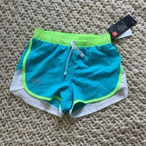 Girls under Armour athletic shorts